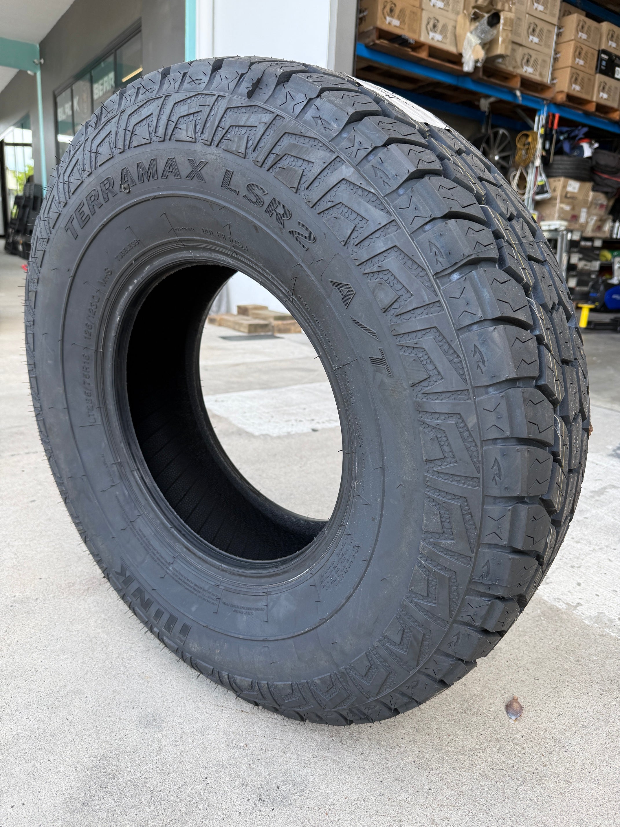 iLink Terramax LSR2 A/T LT285/75R16 126/123Q TAKE OFFS