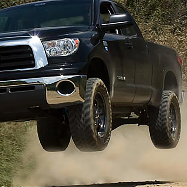 Lift Kit Kings Shocks 2.5 Remote Res Toyota Hilux (MY2021+)