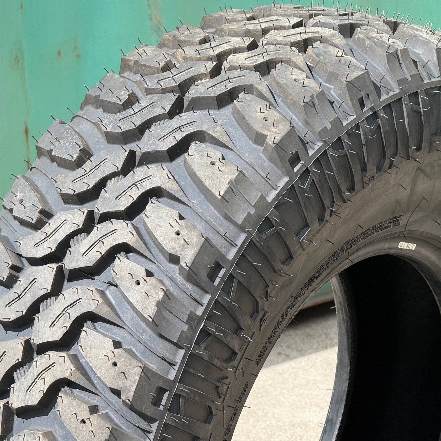 Winrun M/T305 LT285/75R16 126/123R TAKE-OFFS