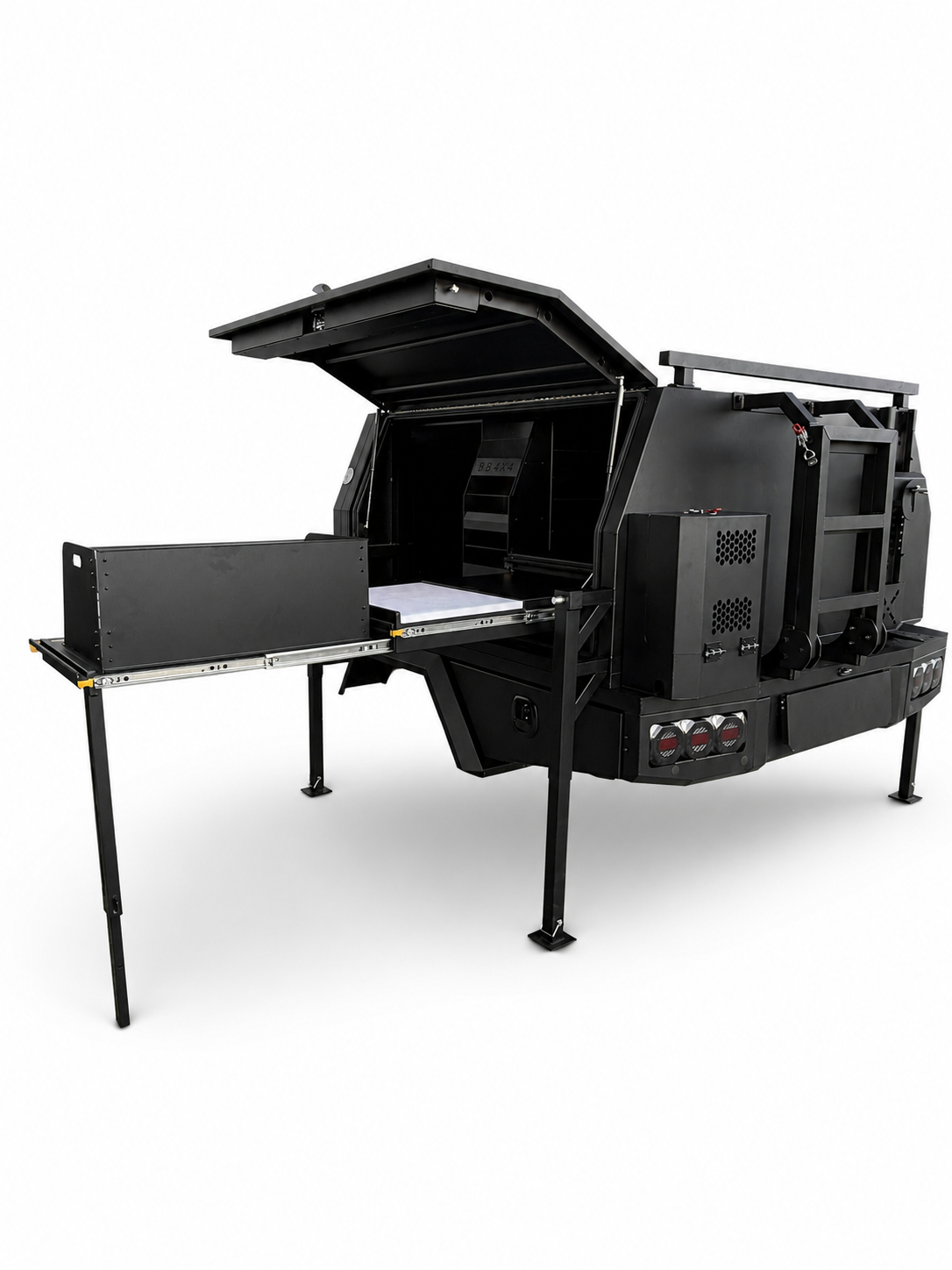 Outlaw Series 2 touring canopy with pull-out kitchen